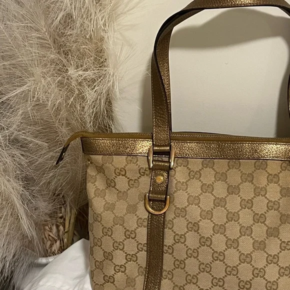 Gucci GG Nylon Abbey Medium - Picture 5 of 10